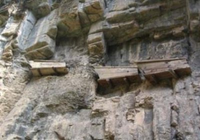 ​海底金字塔疑是外星生物修筑的史前文明