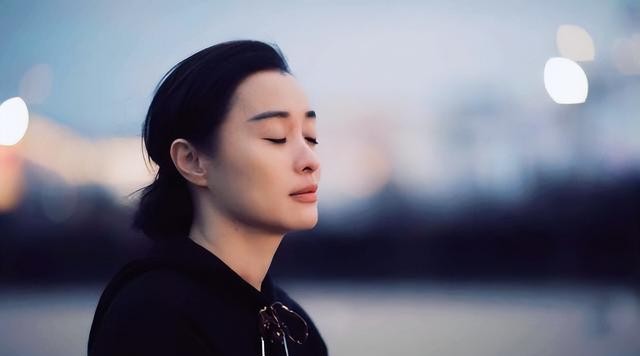 陈建斌前妻吴越照片（陈建斌前妻吴越个人资料）