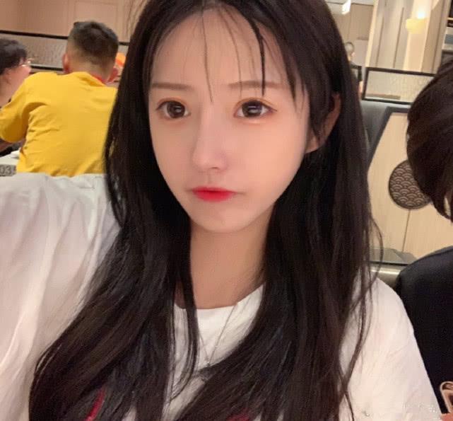 王乐乐公然挑战官方,快手全脸出镜,5分钟10W人观看,厉害了