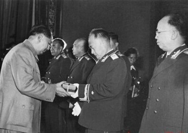 历史全:在这1000多名开国将帅中,统计排名这里主要说一下前五名