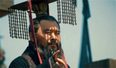 ​曹操父子为何不娶大户人家的女儿，只喜欢寡妇