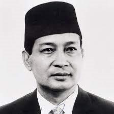 印尼大屠杀事件真实原因(46岁当印尼总统屠杀50万华人)(1)