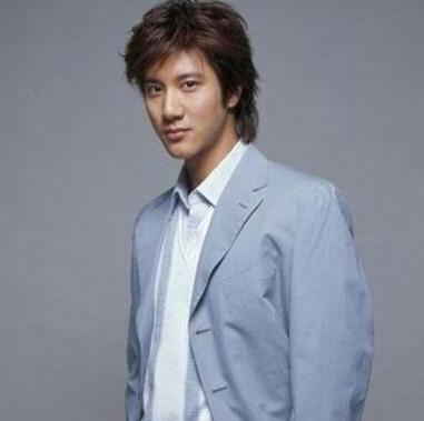 王力宏的发型叫什么 王力宏发型图片大全