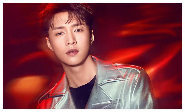 张艺兴《我是唱作人2》,实力演绎《小丑》,舞台表演震惊众人