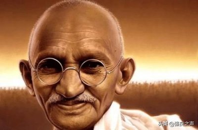 ​《甘地传》一部带你了解这位非暴力不合作运动的印度国父的电影