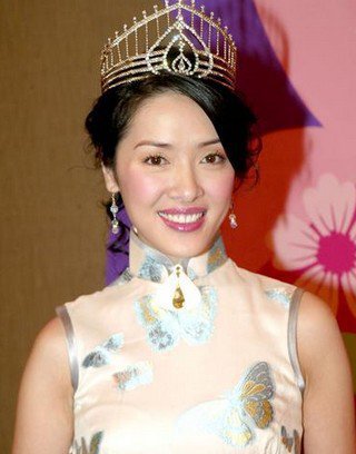 向海岚是向华胜的女儿吗?向海岚结婚了吗站(向华胜的老婆陈岚图片) 向海岚是向华胜的女儿吗?向海岚结婚了吗站(向华胜的老婆陈岚图片)