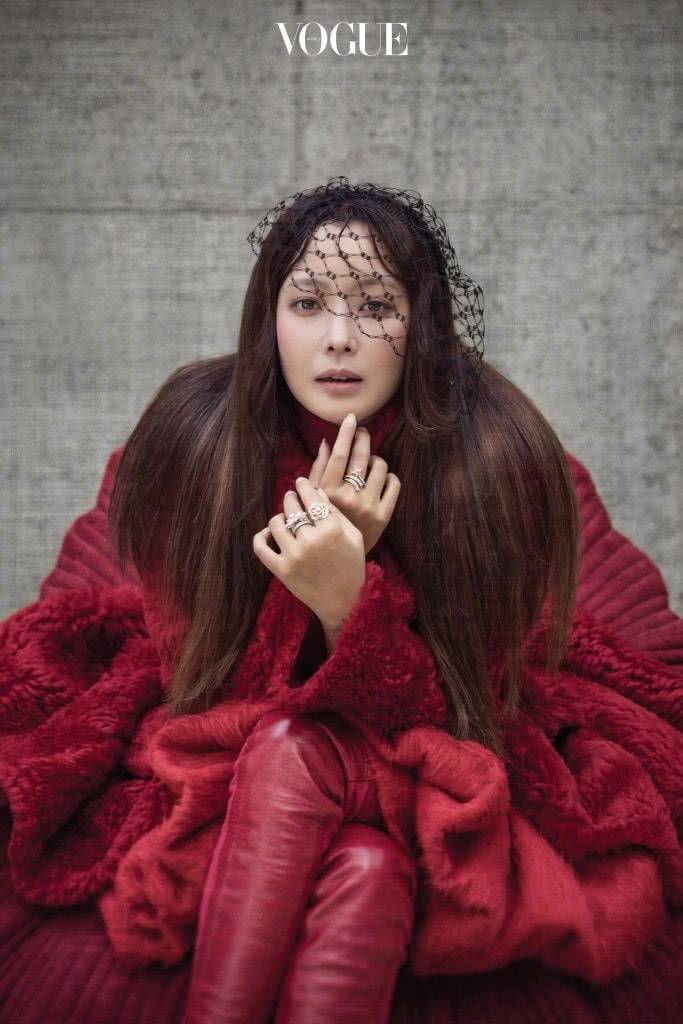 金喜善个人资料写真作品