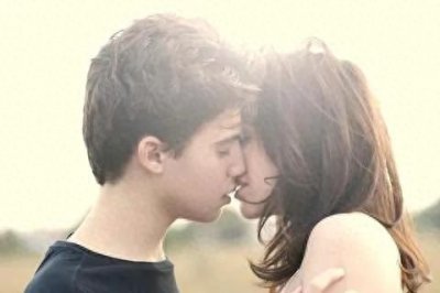 ​每日推书：《女神重生之巨星老公》