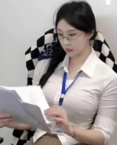 ​29岁前击剑冠军秦雪离异带娃，视频清凉管晨放行？防火防盗防同事