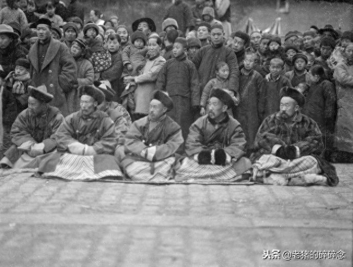 清末珍贵历史影像：北京雍和宫庙会