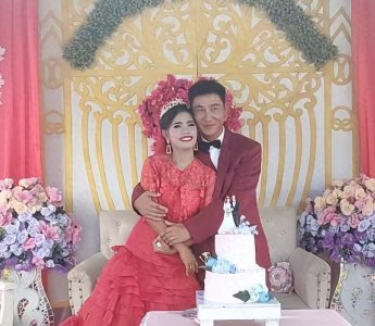 ​我湖北人在印尼打工不仅学会了当地语言还娶了小14岁印尼老婆