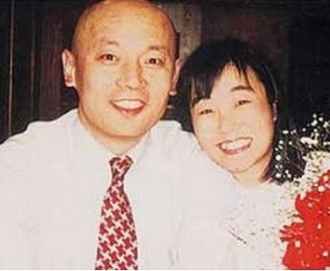 ​59岁葛优的妻子贺聪近照