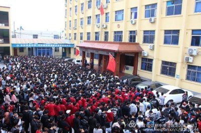​洛阳工业信息中专【洛龙区军民路15号】诚聘教坛精英