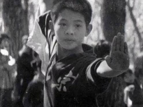 李连杰真实身份惊人林立果(李连杰真实身份惊人怎么回事)