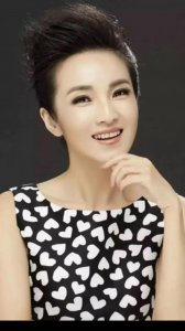 ​没料到41岁结婚42岁生子的管彤被丈夫宠坏了、那么管经历了什么？