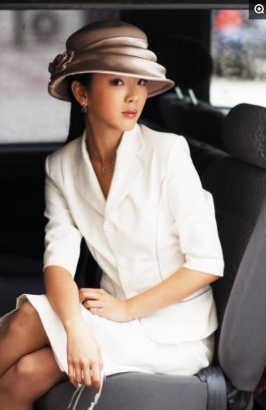 李思思,央视美女主持,85后北大才女