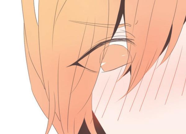 兰陵王看着微醺的花木兰,情到深处时将其推倒,于是……