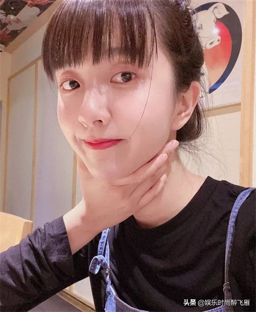 当红小花旦许龄月写真合集：呆萌可爱、美丽动人！