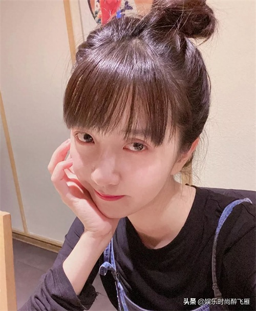 当红小花旦许龄月写真合集：呆萌可爱、美丽动人！