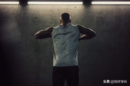 一组利拉德训练的写真照