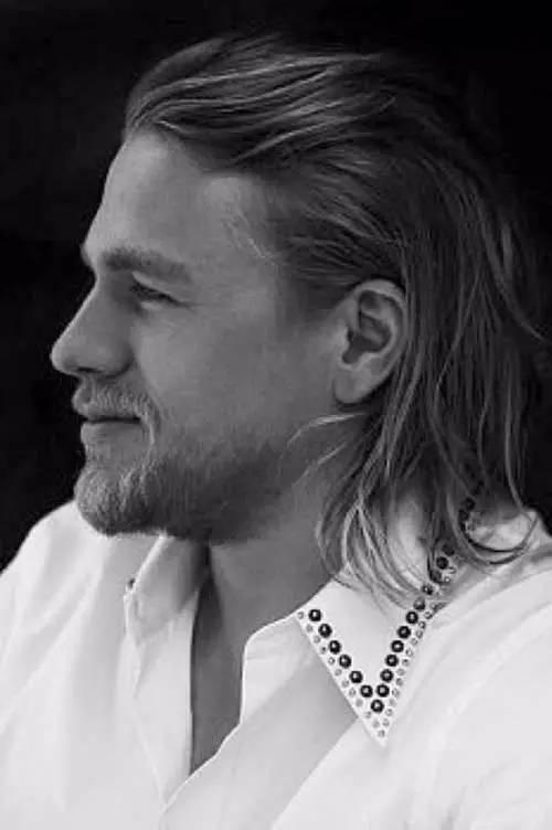 任何男生都可以驾驭的长发发型(发型21种长发造型让男人照样型到爆)(15)