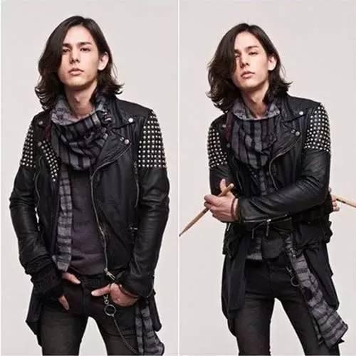 任何男生都可以驾驭的长发发型(发型21种长发造型让男人照样型到爆)(17)