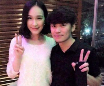 ​冯清开豪车酒吧夜会小鲜肉，网友喊话王宝强：小心帽子又飞头上