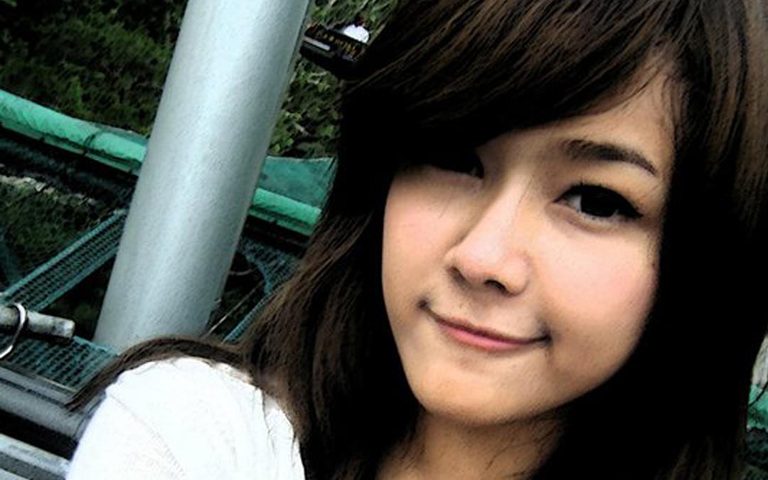 娜塔莎·劳佳姆个人资料写真作品