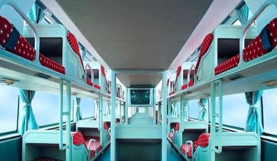 ​当年坐长途卧铺大巴发生过什么趣事？网友：激动得一夜无眠