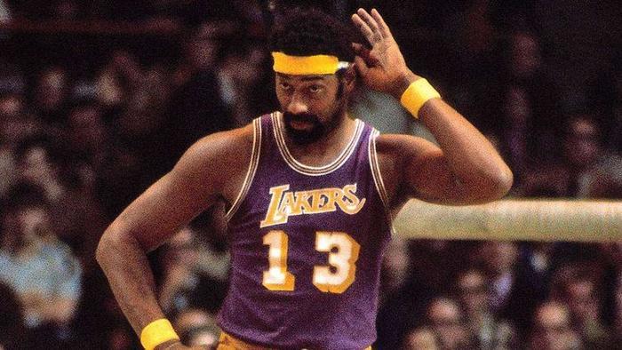 NBA历史上有没有一场比赛同时两个人得分50+？