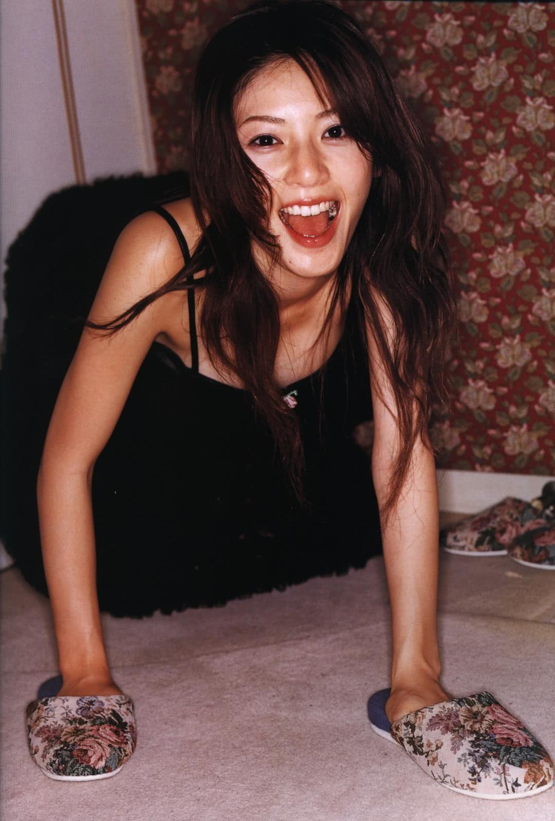 原史奈个人资料写真作品