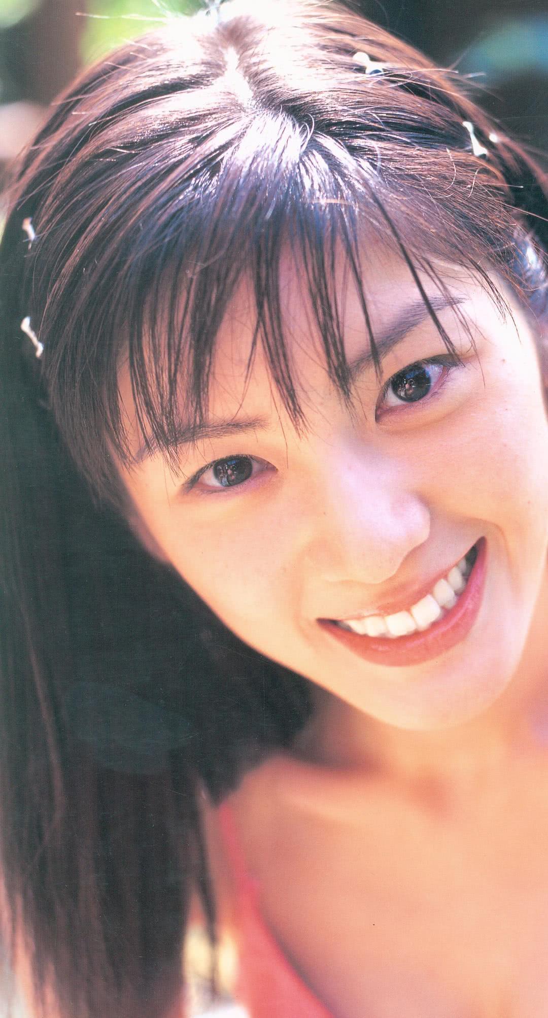 原史奈个人资料写真作品