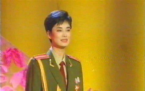 毛阿敏如今的状况（25岁爆红26岁跌落神坛）(5)