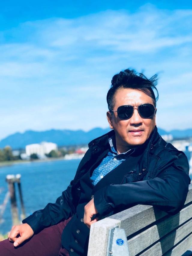 丁勇岱的妻子是谁（演员丁勇岱老婆赵雪华简历）