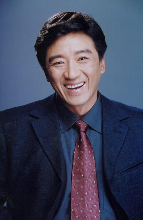 丁勇岱的妻子是谁（演员丁勇岱老婆赵雪华简历）