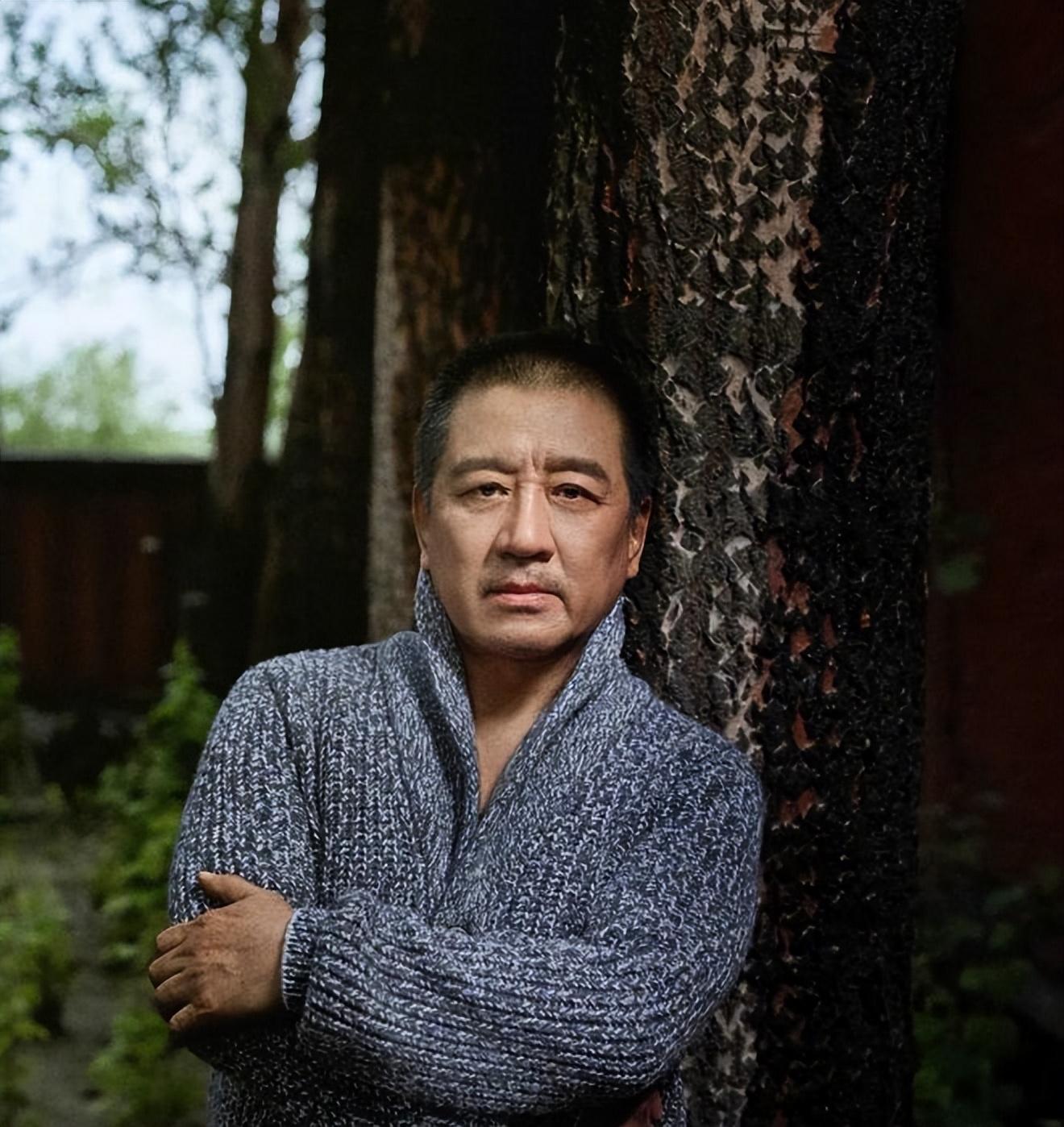 丁勇岱的妻子是谁（演员丁勇岱老婆赵雪华简历）