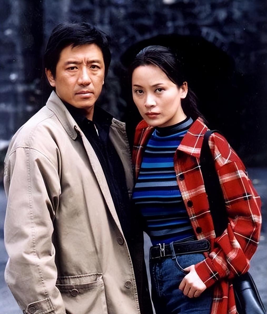 丁勇岱的妻子是谁（演员丁勇岱老婆赵雪华简历）