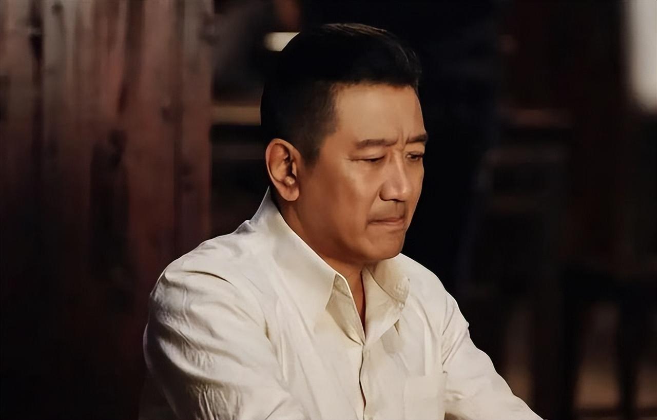 丁勇岱的妻子是谁（演员丁勇岱老婆赵雪华简历）