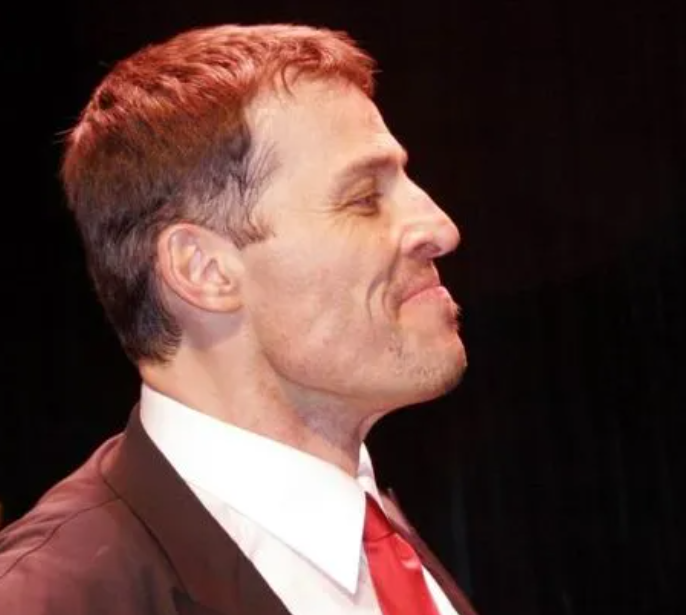 陈安之简介个人资料(陈安之成功背后,隐藏着无数家庭的支离破碎)