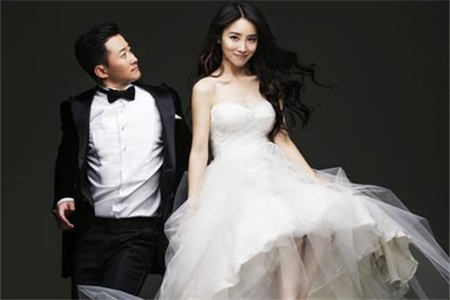 吴京操谢楠的图片_吴京图片_吴京几个孩子图片