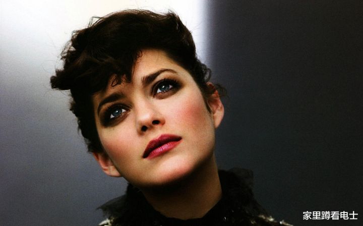 法国女演员蕾雅·赛杜（4位走红好莱坞的法国女演员）