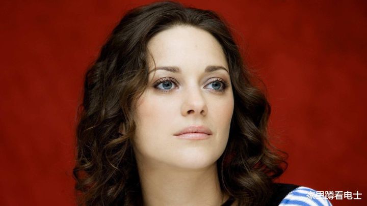 法国女演员蕾雅·赛杜（4位走红好莱坞的法国女演员）