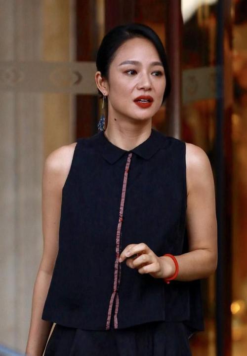 周韵最美照片，韩宝仪老公照片,本文共（3424字）