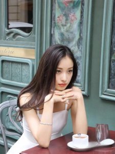 ​美艳动人的女明星—倪妮