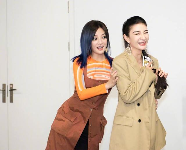 黄奕的两次婚姻情况(43岁黄奕勇敢追爱)(16)