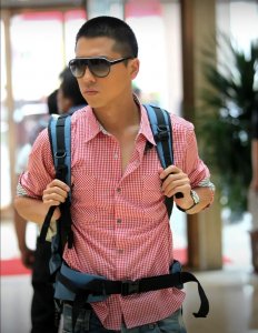 ​王雷个人资料（“30而立”娱乐圈好男人王雷）