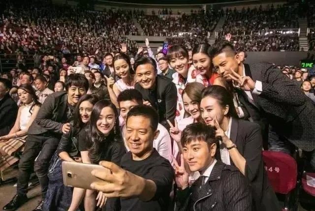 贾跃亭妻子甘薇介绍(乐视危机时甘薇在做什么)