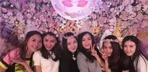 贾跃亭妻子甘薇介绍(乐视危机时甘薇在做什么)