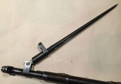 ​盘点解放军的国产军刺，哪个名气更大