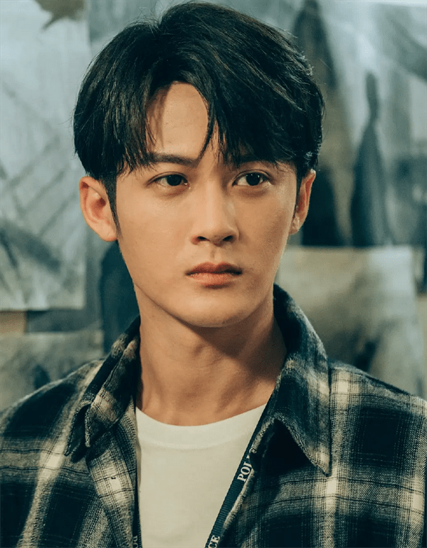 檀健次为什么起日本名(檀健次名字怎么像日本人)